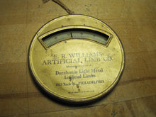 Load image into Gallery viewer, WILLIAMS ARTIFICIAL LIMB Co PHILADELPHIA Original Old Advertising Thermometer
