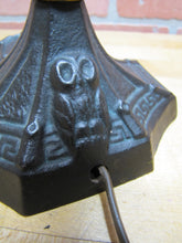 Load image into Gallery viewer, HARVARD UNIVERSITY WISE OLD OWL ROBERT SCHWARTZ &amp; BRO NY USA Antique Desk Lamp
