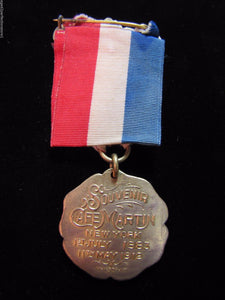 1883 1912 CAFE MARTIN NEW YORK Souvenir Medallion Flag Ribbon Dieges Clust NY