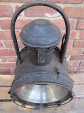 Load image into Gallery viewer, Antique SNCF FRANCE RAILWAY OIL LANTERN Large APPAREILS D&#39;ECLAIRAGE PARIS RR
