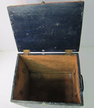 Load image into Gallery viewer, CONGRESS  D&amp;L SLADE Co Made of GRAPE 2 dozen 1/4 lb cans Antique Wooden Box
