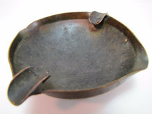 Load image into Gallery viewer, Arts &amp; Crafts Copper Ashtray Gorgeous Handmade Decorative Arts Cigar Tray Patina
