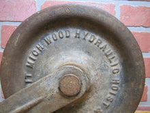 Load image into Gallery viewer, WOOD HYDRAULIC HOIST &amp; BODY Co DETROIT MICH Old Cast Iron Tackle Pulley Tool
