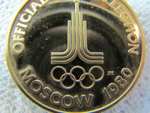 Load image into Gallery viewer, 1980 MOSCOW OLYMPICS SWIMMING Medallion Official PNC Collection Medal
