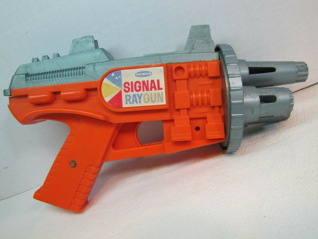 Vintage 1960s Remco Signal Raygun - Space Ray Gun 3 barrels - Orange & Silver